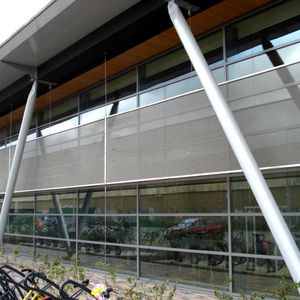maglia metallica per facciate / per interni / per frangisole / per soffitto