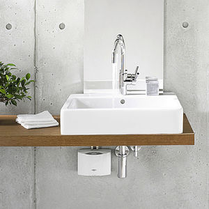 scaldacqua istantaneo elettrico / da parete / verticale / residenziale