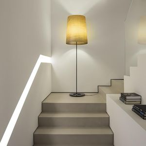 lampada da terra / moderna / in metallo verniciato / in lino
