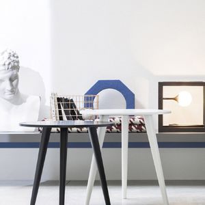 comodino moderno / in legno laccato / tondo / bianco