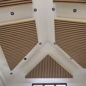 controsoffitto in legno composito / a doghe / decorativo