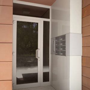 porta d'ingresso / battente / in legno / in alluminio