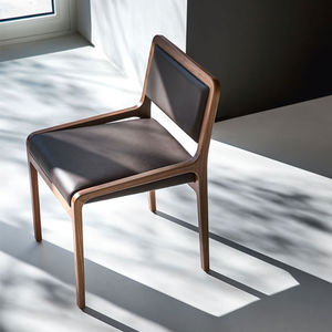 sedia moderna / imbottita / piedi standard / FSC