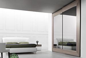 armadio moderno / in legno / a porte scorrevoli / a specchio