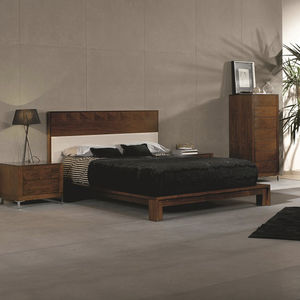 letto matrimoniale / moderno / imbottito / con testiera