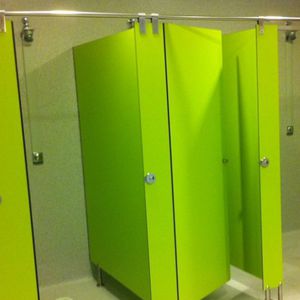 cabina WC in legno