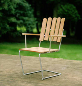 sedia da giardino classica / con braccioli / impilabile / cantilever