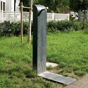 fontana pubblica / in acciaio inox / moderna