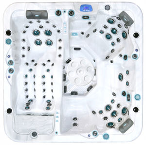 spa fuoriterra / quadrata / 5 posti / con illuminazione LED integrata