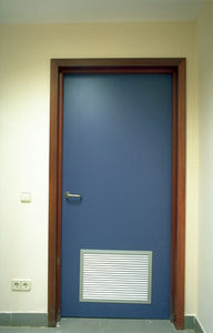 griglia di transito per isolamento acustico / per porta