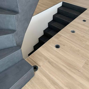 intonaco decorativo / da pavimento / a base di cemento / aspetto cemento