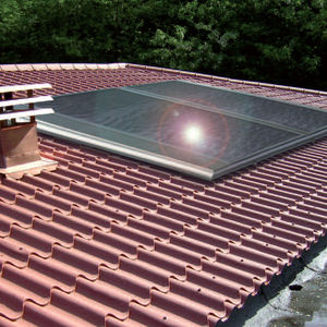 collettore solare termico piano / per scaldare l’acqua / isolante / per tetto
