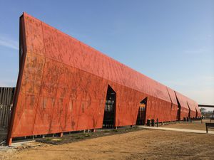 lamiera perforata / in alluminio / in acciaio / per rivestimento di facciata