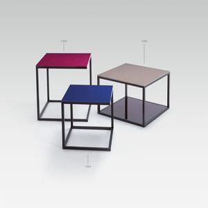 tavolino basso moderno / in metallo / in laminato / quadrato