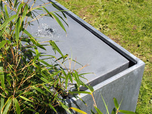 fontana da giardino / in zinco / moderna