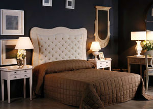 testiera per letto matrimoniale / classica / in tessuto / imbottita