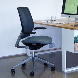 sedia da ufficio moderna / con rotelle / con base a stella / con braccioli