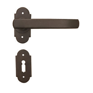 maniglia per porta / in ferro modellato / moderna