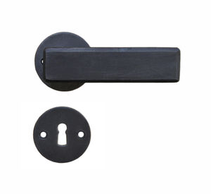 maniglia per porta / in ferro modellato / moderna