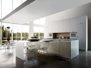 cucina moderna / in laminato / in legno / con isola
