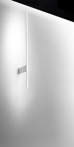applique moderna / in alluminio / LED / lineare