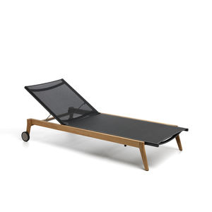 lettino prendisole moderno / in teak / in Textilene® / da giardino