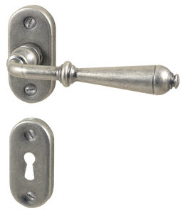 maniglia per porta / in ferro / in stile / finitura argento