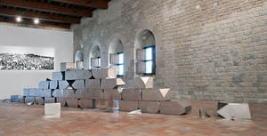scultura in metallo / per edifici pubblici / per spazi pubblici