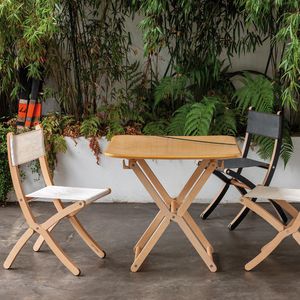 tavolo moderno / in legno / in fibra di vetro / tondo