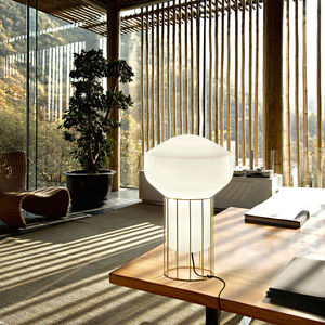 lampada da tavolo / moderna / in metallo / in vetro