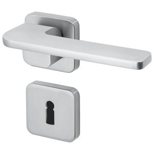 maniglia per porta / in metallo / moderna / con serratura integrata