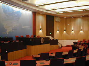 pannello acustico per interni / in legno / per d'auditorium / contract