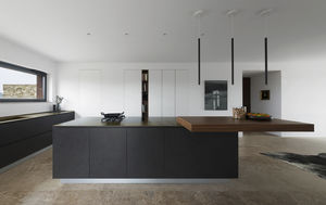 cucina moderna / in legno / con isola
