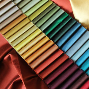 tessuto da tappezzeria / a tinta unita / in cotone / in seta