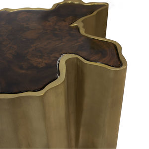 tavolo d'appoggio moderno / in noce / impiallacciato in legno / in ottone