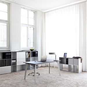 tavolo da lavoro moderno / in metallo / rettangolare / quadrato