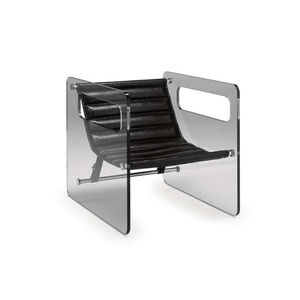 poltrona design originale / in pelle / in vetro / nera