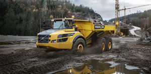 camion ribaltabile articolato / gommato / diesel / per cantiere