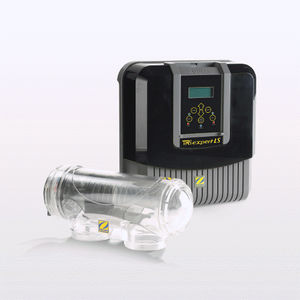 elettrolizzatore al sale per piscina / con regolatore del PH
