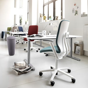 sedia da ufficio moderna / con rotelle / con base a stella / con braccioli