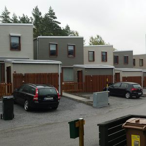 casa prefabbricata / moderna / con struttura in legno / a due piani