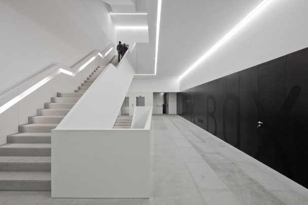 Halla Photo 2