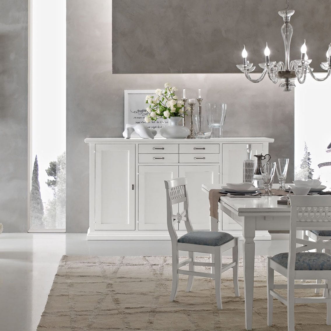 Credenza classica Devina Nais in legno laccato / bianca