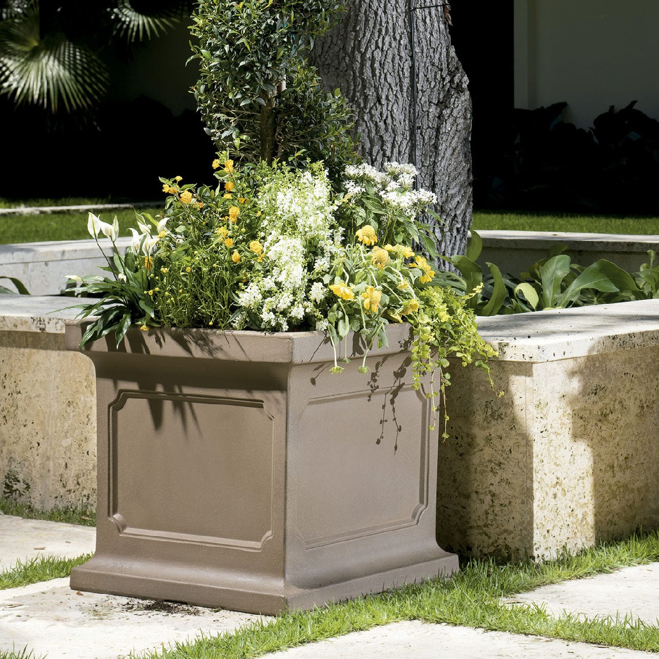Fioriera quadrata in resina Piazza Atlantis 49x49 cm Idel Pots Resina Plastica - jardineriadelvalles Fioriera quadrata in resina Piazza Atlantis 49x49 cm Idel Pots Resina Plastica - jardineriadelvalles