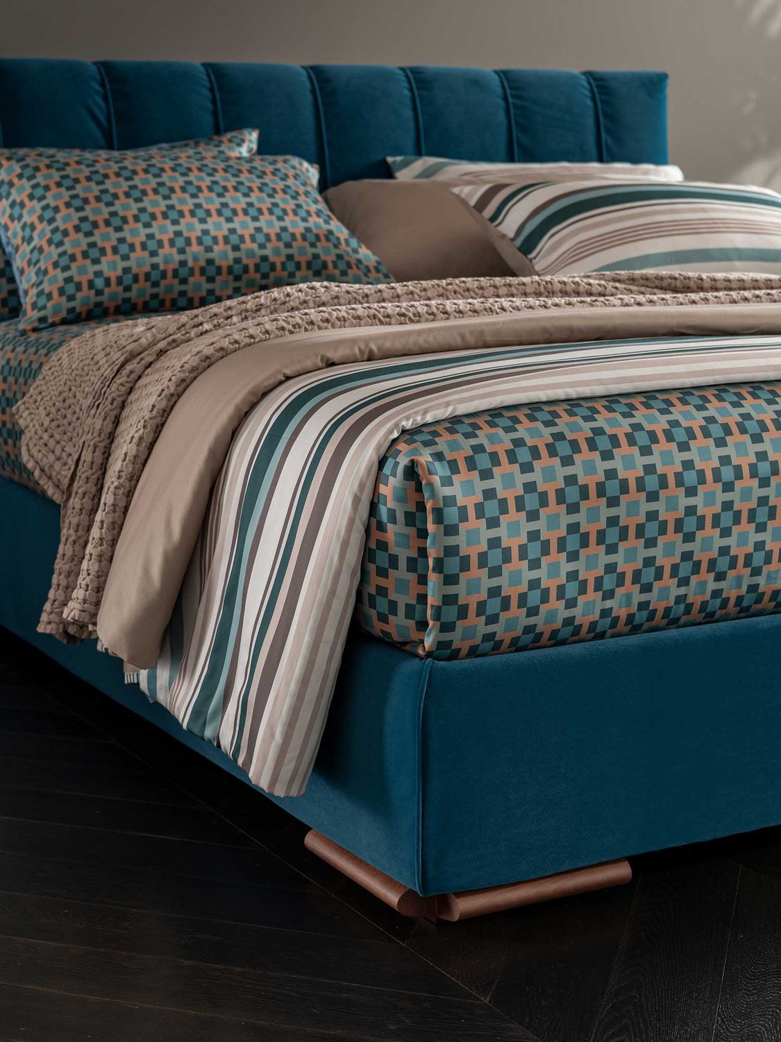 Letto Matrimoniale In Metallo Con Divano Letto E Contenitore, 180x190 Cm, Stile Nordico Con Palline Oro - 3