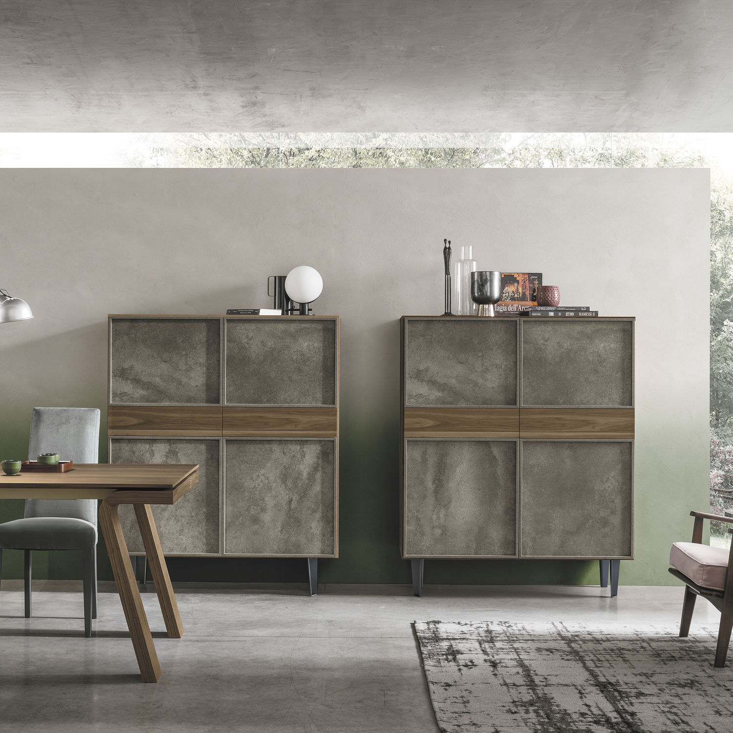 Credenza alta / moderna / impiallacciata in legno / in metallo laccato