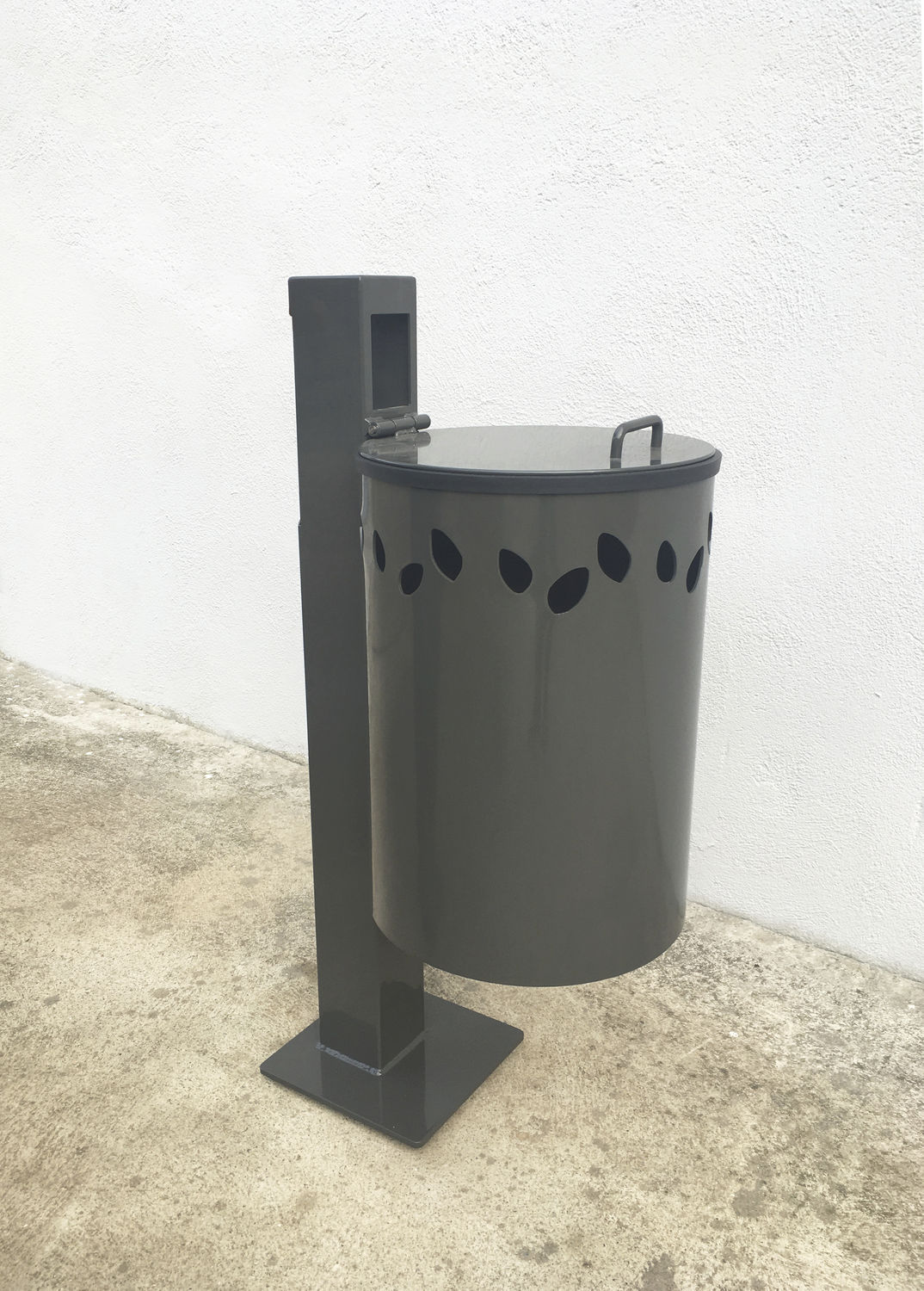 Portacenere A Muro Per Esterni, Ideale Per Club O Pub, Materiale: Acciaio Galvanizzato - 5