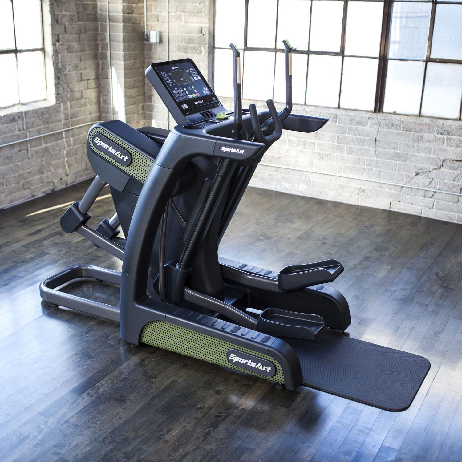 Ellittica G886 SportsArt Fitness