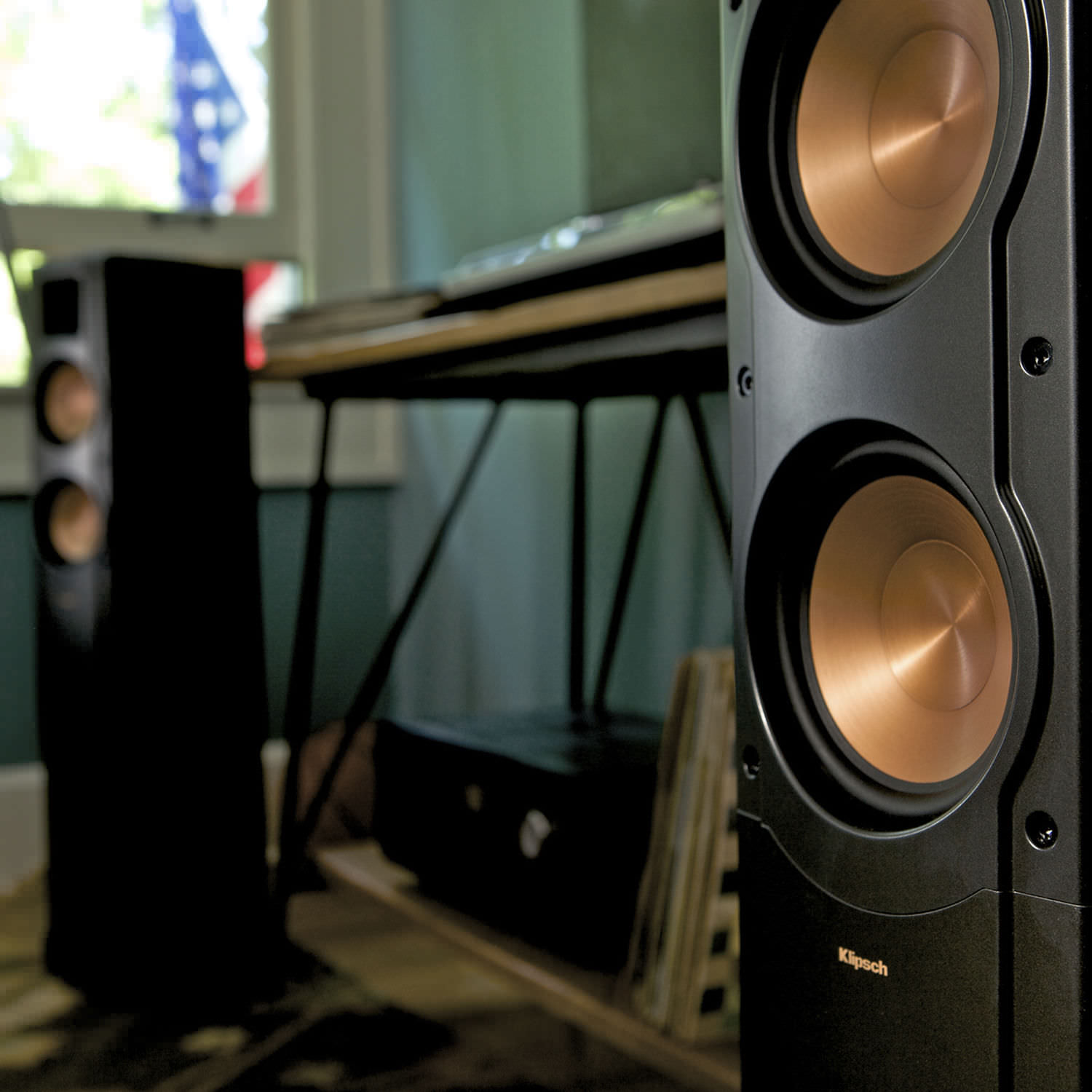 Klipsch HERESY III WALNUT Diffusori da pavimento a 3 vie compatto 400W