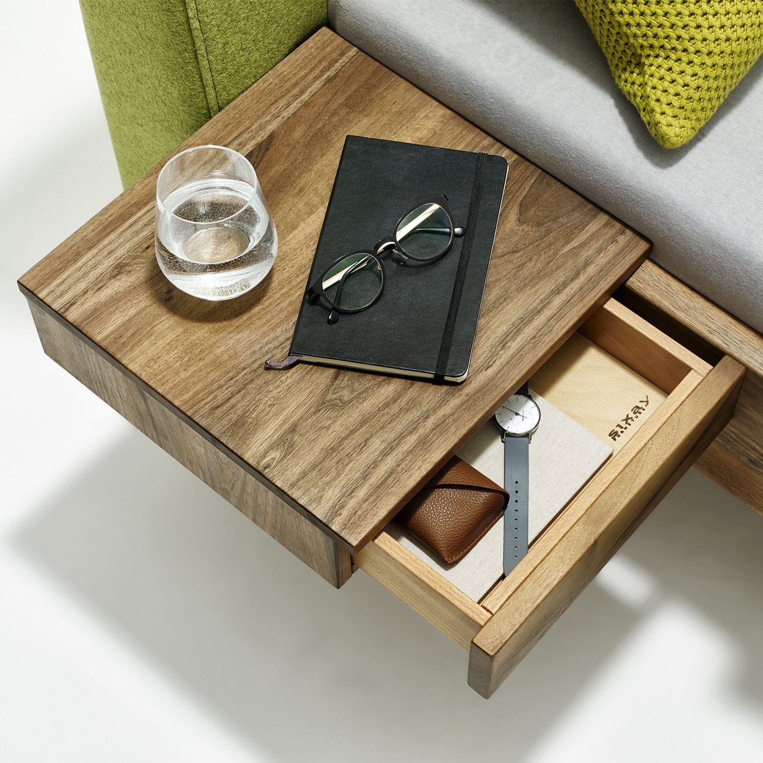 Comodino Con Cassetto E Vano Portaoggetti 40 X 31 X 50 Cm In Legno Massello Di Pino Bianco Dec033345 87002878